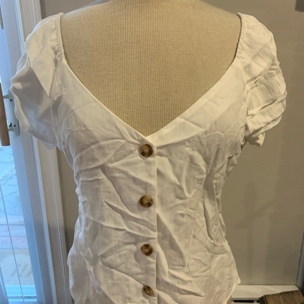 White top, never worn